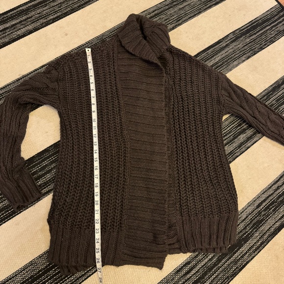 Abercrombie & Fitch Women's Dark Brown Chunky Knit Open Front Cardigan Sweater - Picture 10 of 12